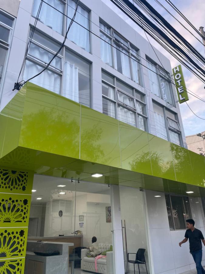 Hotel Sabana Inn サンホセ エクステリア 写真