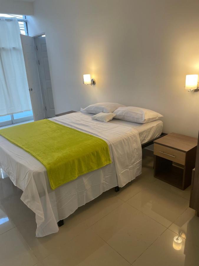 Hotel Sabana Inn サンホセ エクステリア 写真